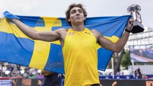 No world record, but Armand Duplantis wins 5th straight Diamond League title