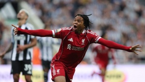 16-year-old Ngumoha scripts history as Liverpool down Newcastle in injury time