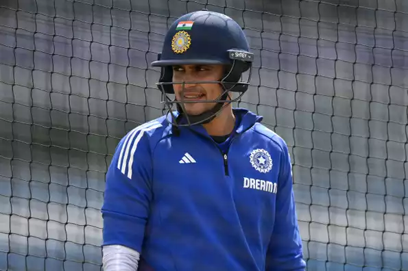 Don't worry about the outside world: Tendulkar's advice to Gill