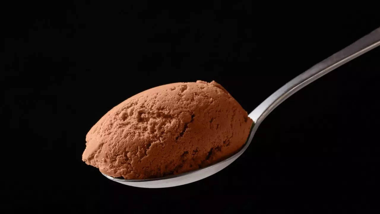 Nutritional support: How cocoa powder and other nutrients nourish hair