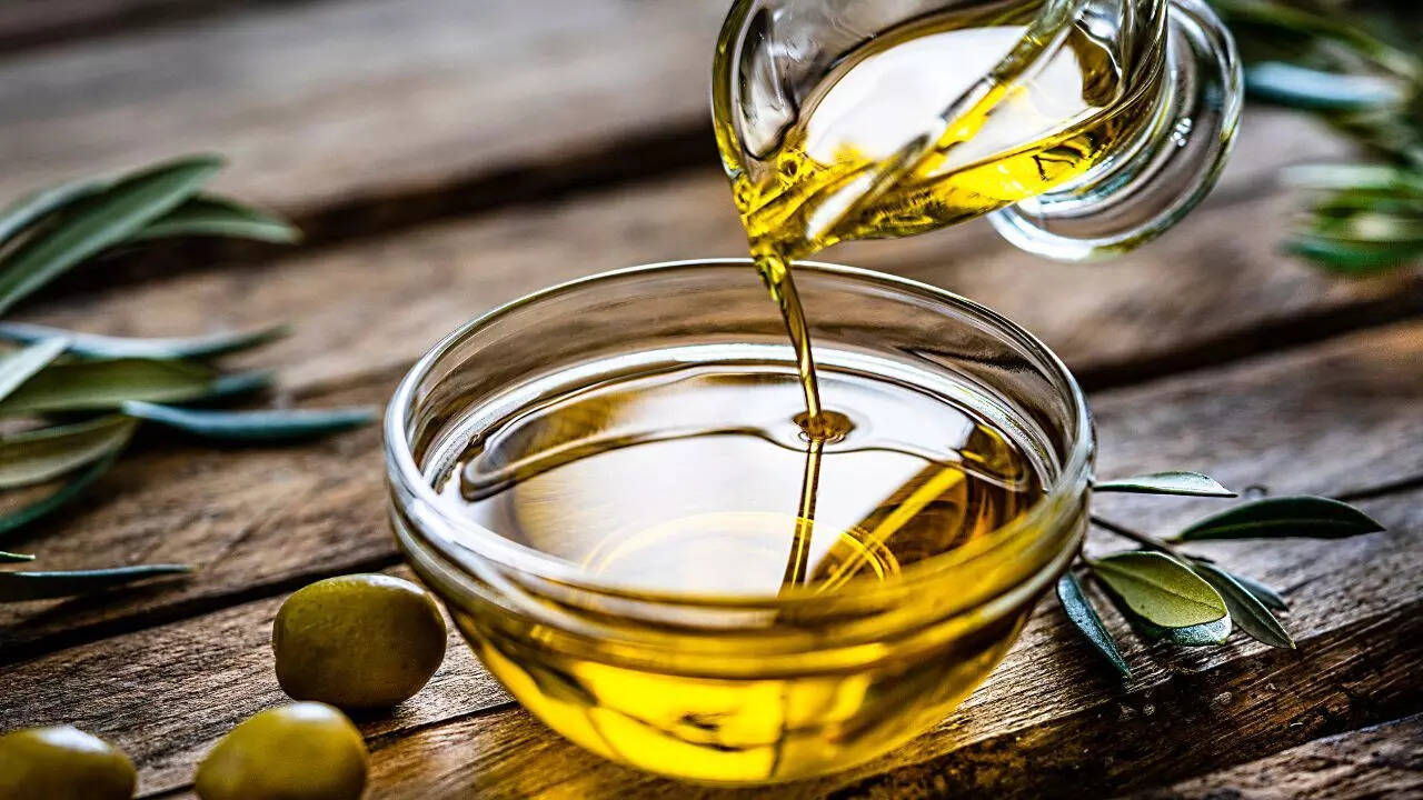Olive oil is a healthy fat